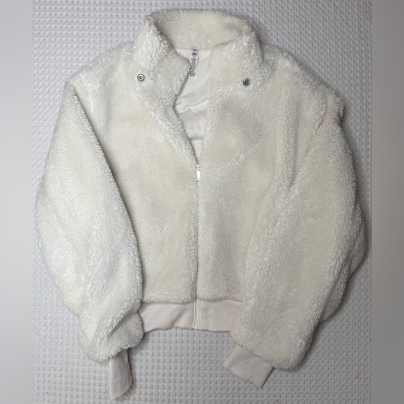 ALO Yoga Foxy Sherpa Jacket Ivory SZ Medium *missing removable hood* - Picture 2 of 9